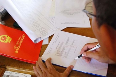 Thời gian ký cấp sổ đỏ ở TPHCM được rút ngắn trong 24 giờ