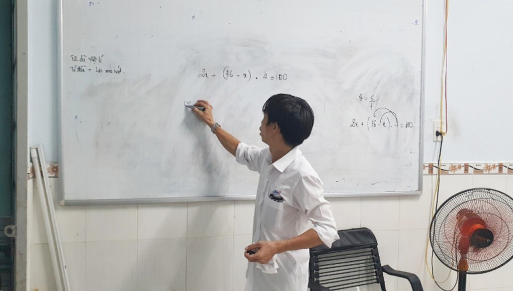 Lớp học đặc biệt của người thầy công nhân - 5 Lớp học đặc biệt của người thầy công nhân - 5