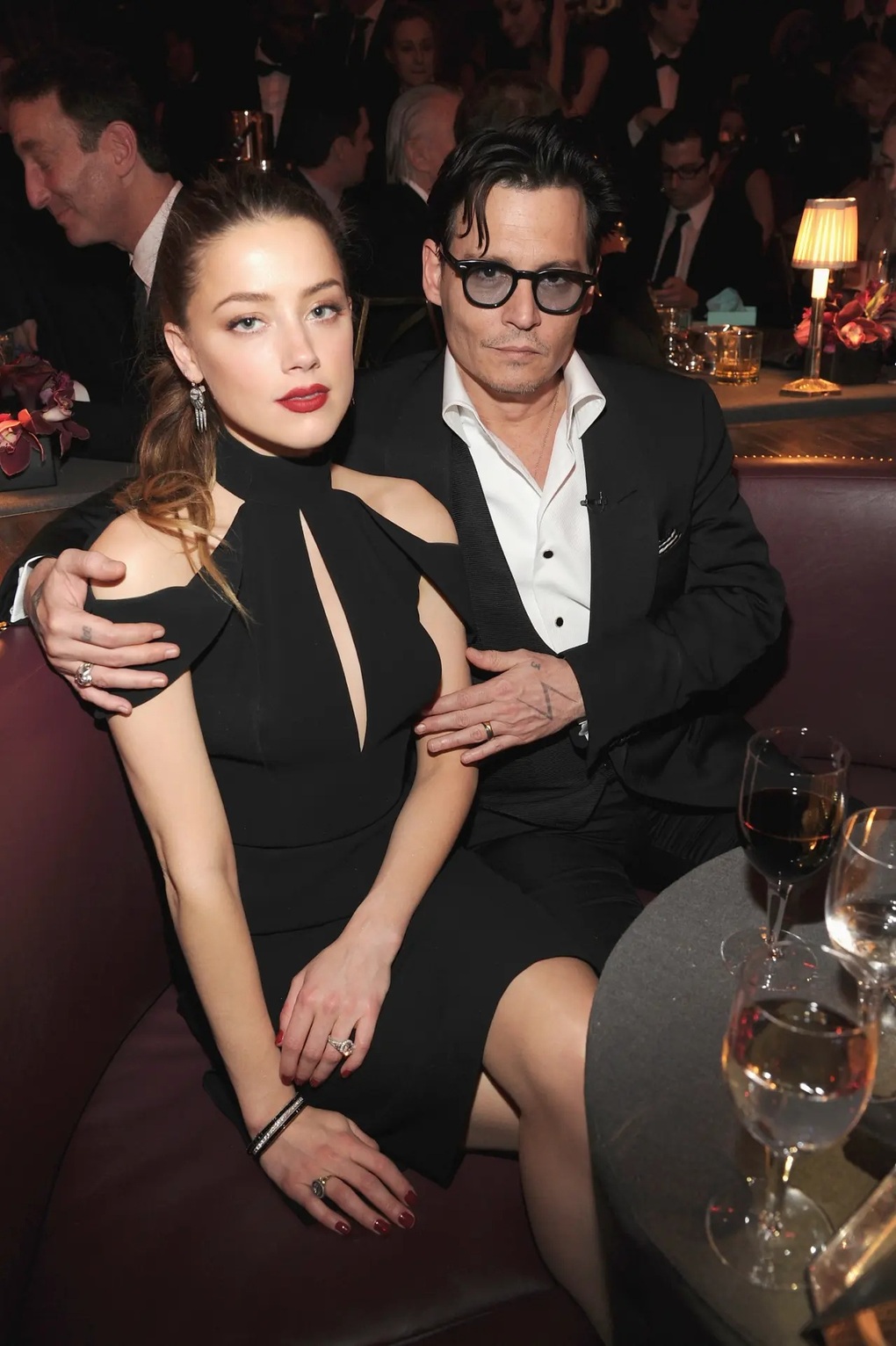 Con gái Johnny Depp lần đầu giải thích về sự im lặng trước sóng gió đời cha - 3 Con gái Johnny Depp lần đầu giải thích về sự im lặng trước sóng gió đời cha - 3