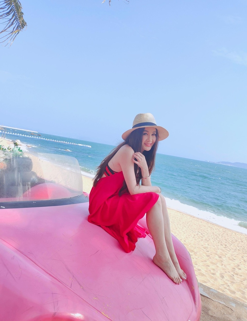 Phan Kim Liên Ôn Bích Hà khoe dáng nuột nà với áo tắm ở tuổi 55 - 13