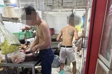 Kiểm tra 13 quán ăn ở TPHCM, 11 nơi vi phạm an toàn thực phẩm