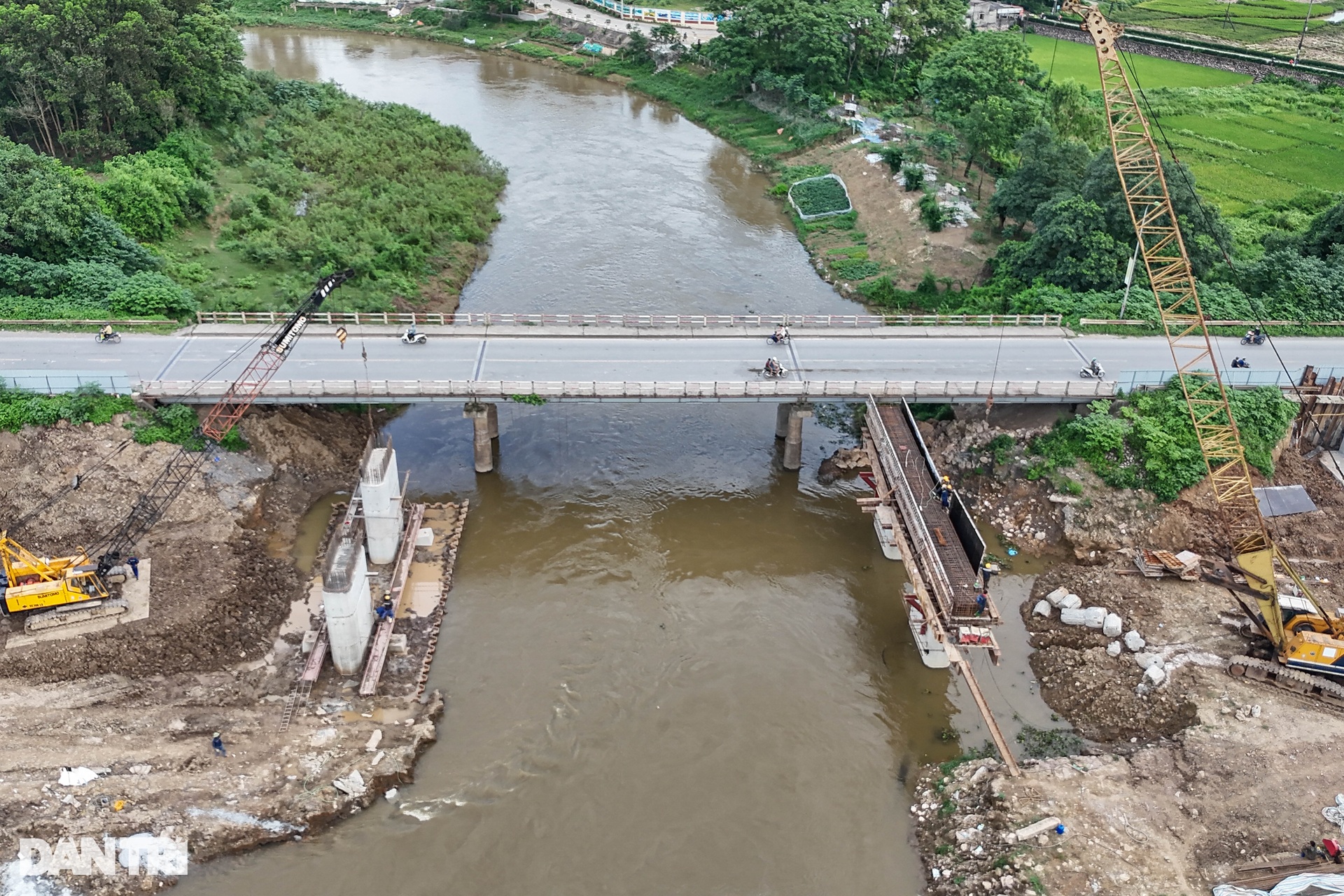 Hiện trạng dự án hơn 8.100 tỷ đồng mở rộng quốc lộ 6, đạt tốc độ 100km/h - 9