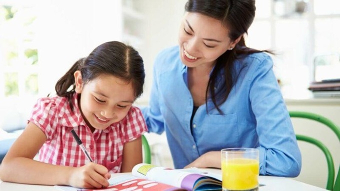Cha mẹ nên chia sẻ với trẻ về niềm đam mê của mình.