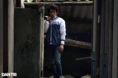 Đối tượng bị truy nã cố thủ, kề dao vào cổ đòi tự sát