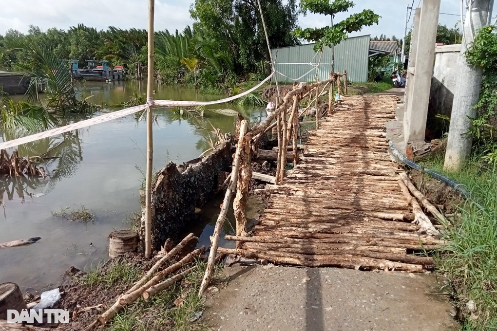 Long An: Sạt lở gây khó khăn cho người dân vùng sâu huyện Cần Giuộc - 1 Long An: Sạt lở gây khó khăn cho người dân vùng sâu huyện Cần Giuộc - 1