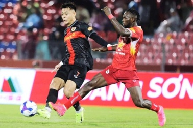 CLB Ninh Bình thắng kịch tính HL Hà Tĩnh, CLB Thanh Hóa hòa SHB Đà Nẵng