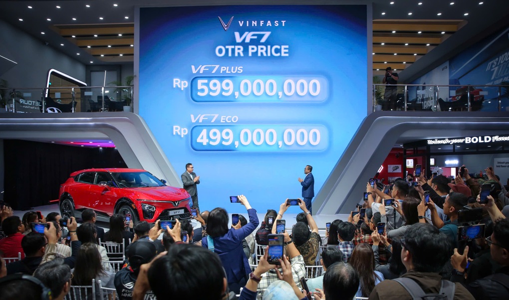 VinFast công bố giá bán VF 7 tại Indonesia (Ảnh: VinFast).