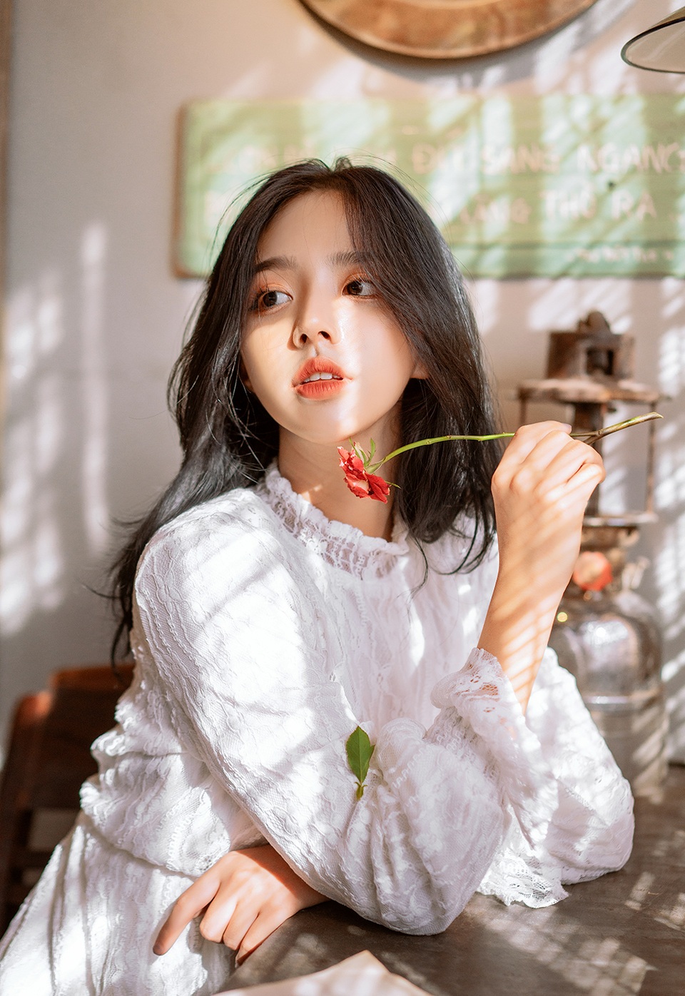 Hot girl trường Kinh tế quốc dân sở hữu gương mặt đẹp không góc chết - 8 Hot girl trường Kinh tế quốc dân sở hữu gương mặt đẹp không góc chết - 8