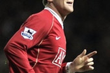 Rooney lập "cú đúp" giúp MU đi tiếp