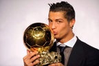 Cristiano Ronaldo vượt xa Messi, sáng cửa giành Quả bóng vàng mọi thời đại