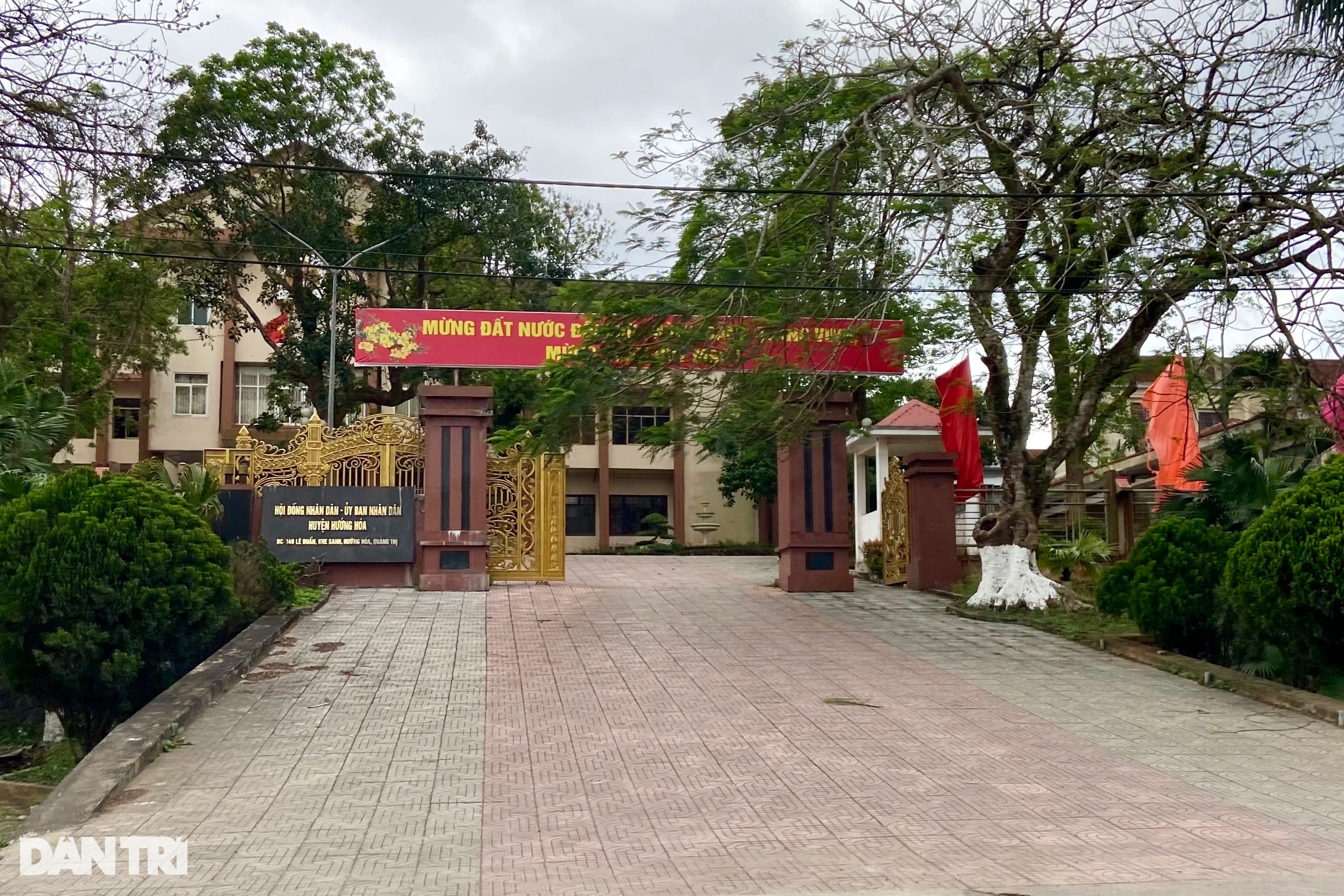 Quảng Trị: Phó Chủ tịch huyện Hướng Hóa bị cách tất cả chức vụ trong Đảng - 1 Quảng Trị: Phó Chủ tịch huyện Hướng Hóa bị cách tất cả chức vụ trong Đảng - 1