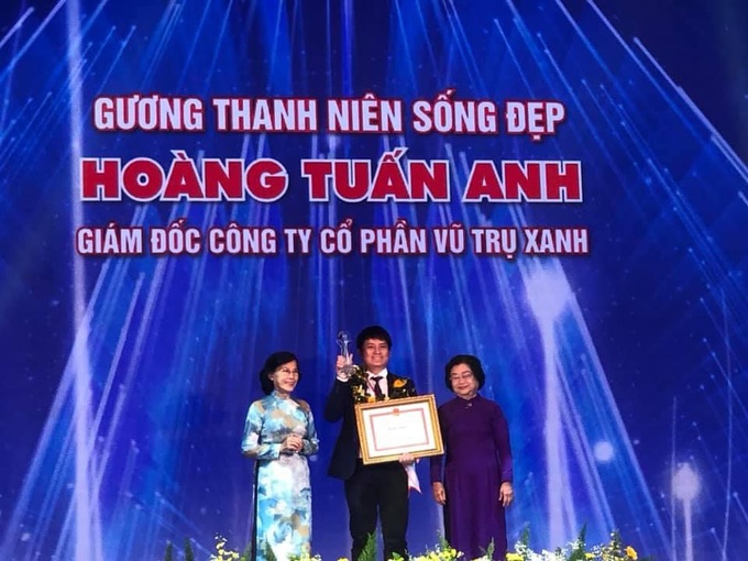 “Cha đẻ” máy ATM gạo, khẩu trang – Người truyền cảm hứng cho cộng đồng - Ảnh 1. “Cha đẻ” máy ATM gạo, khẩu trang – Người truyền cảm hứng cho cộng đồng - Ảnh 1.