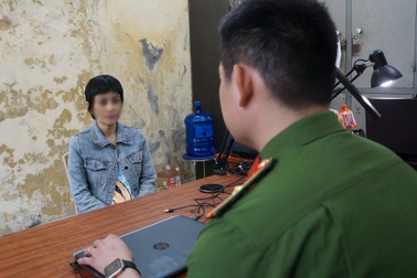 Công an hỗ trợ thai phụ bị chồng bạo hành làm thủ tục ly hôn