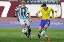 Argentina khiến Brazil ôm hận, HLV Mascherano mời Messi dự Olympic 2024