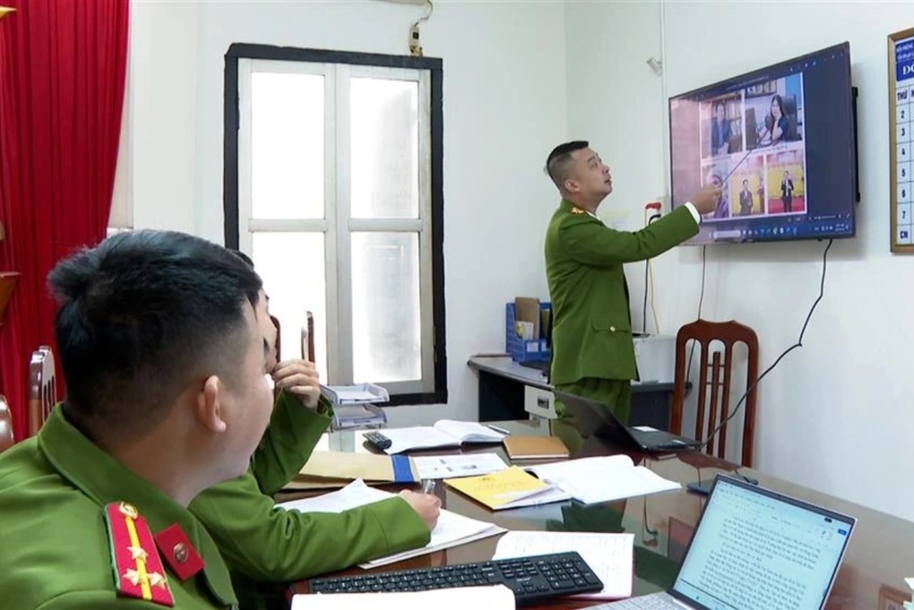 Cây chổi vàng và 82 lần cưỡng đoạt tài sản ở Tạp chí Môi trường và Đô thị - 2 Cây chổi vàng và 82 lần cưỡng đoạt tài sản ở Tạp chí Môi trường và Đô thị - 2