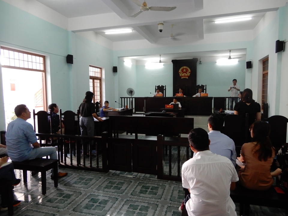 Bác đơn của phụ huynh kiện trường quốc tế vì thu phí đặt cọc - 1 Bác đơn của phụ huynh kiện trường quốc tế vì thu phí đặt cọc - 1