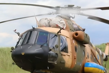 Trực thăng mang màu sơn lạ trong biên chế quân đội Ukraine