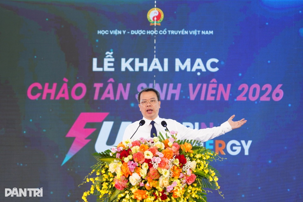 Thủ khoa ngành y học cổ truyền tiết lộ mục tiêu đầu ra sau 6 năm học - 4