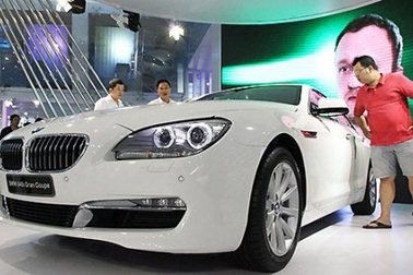 Dân Việt ngang tầm thế giới: Đã ôtô thì chơi xe nhập