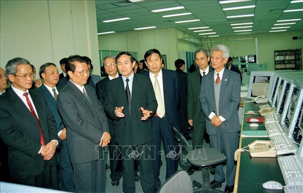 Dấu ấn của nguyên Chủ tịch nước Trần Đức Lương trong sự nghiệp xây dựng và phát triển đất nước - 4 Dấu ấn của nguyên Chủ tịch nước Trần Đức Lương trong sự nghiệp xây dựng và phát triển đất nước - 4