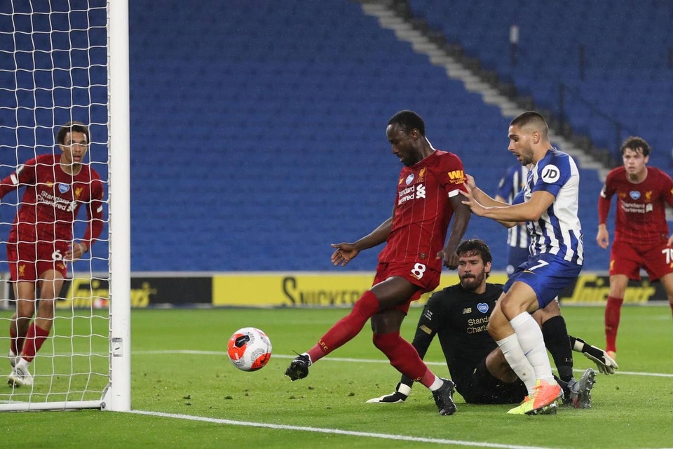 Man City vùi dập Newcastle, Liverpool vươn lên điểm số 92 - 4 Man City vùi dập Newcastle, Liverpool vươn lên điểm số 92 - 4