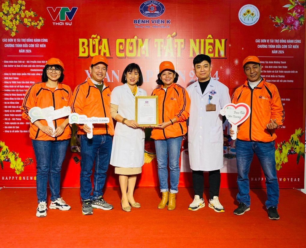 Xuân đầm ấm - Tết yêu thương - 1 Xuân đầm ấm - Tết yêu thương - 1