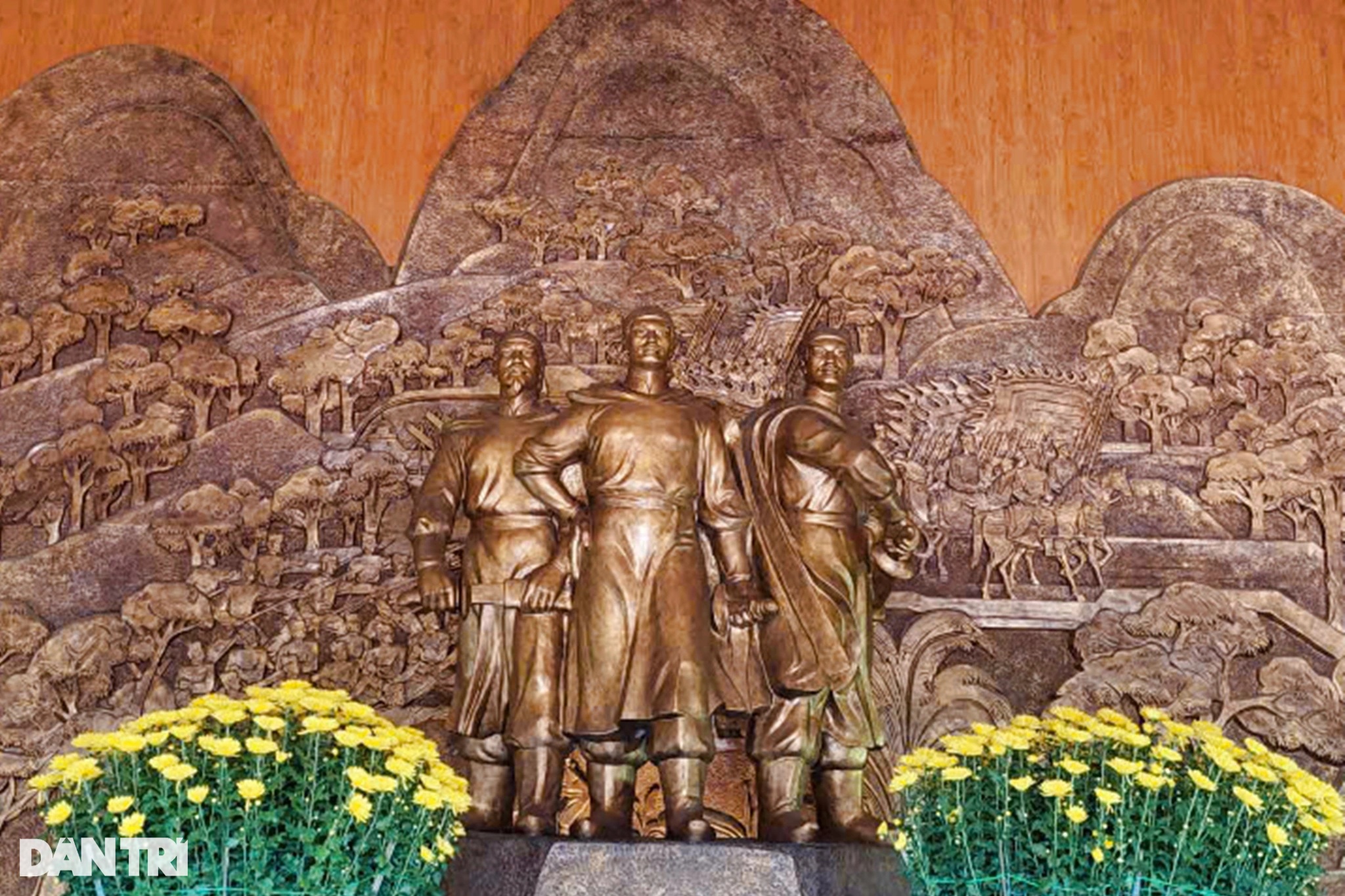 Ulang tahun ke-232 kematian genius tentera yang mengalahkan 290,000 tentera Qing - 6 232 năm ngày giỗ nhà quân sự thiên tài cầm quân đánh tan 29 vạn quân Thanh - 6