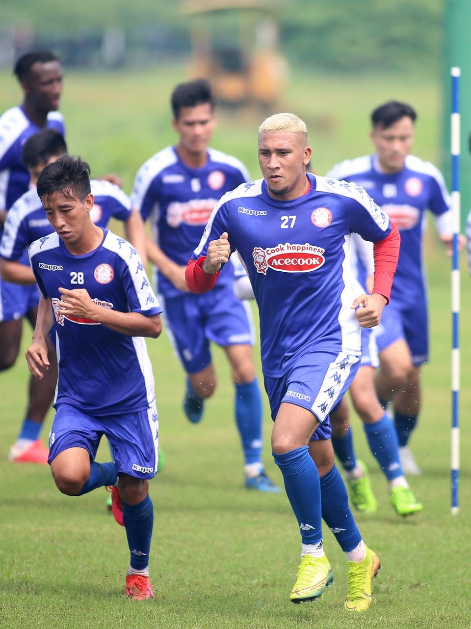 Công Phượng nỗ lực để sớm trở lại sân cỏ - 6 Công Phượng nỗ lực để sớm trở lại sân cỏ - 6