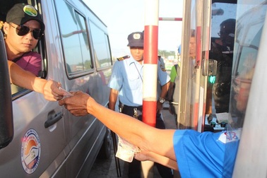 Xả các trạm thu phí BOT phục vụ người dân dịp Tết Nguyên đán