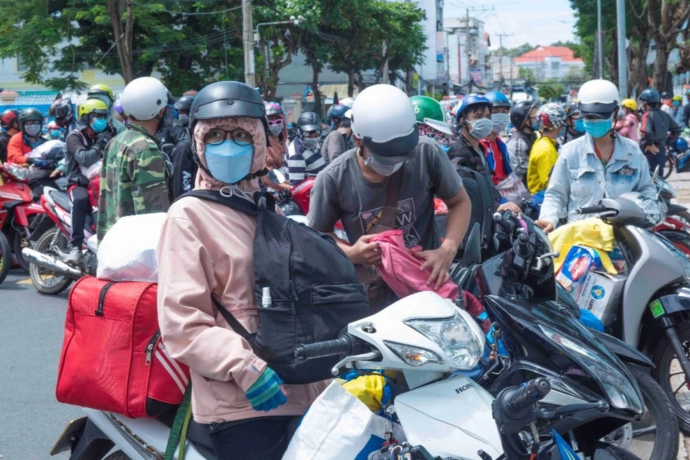 Người lao động về quê_ tránh dịch_ Minh Anh.jpeg Người lao động về quê_ tránh dịch_ Minh Anh.jpeg