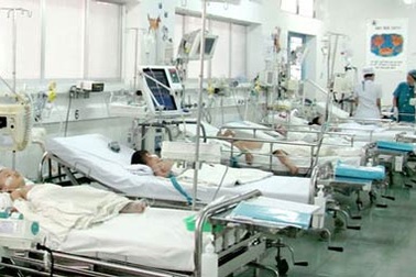 Băn khoăn nộp hơn 40 triệu để chữa TCM cho trẻ dưới 6 tuổi