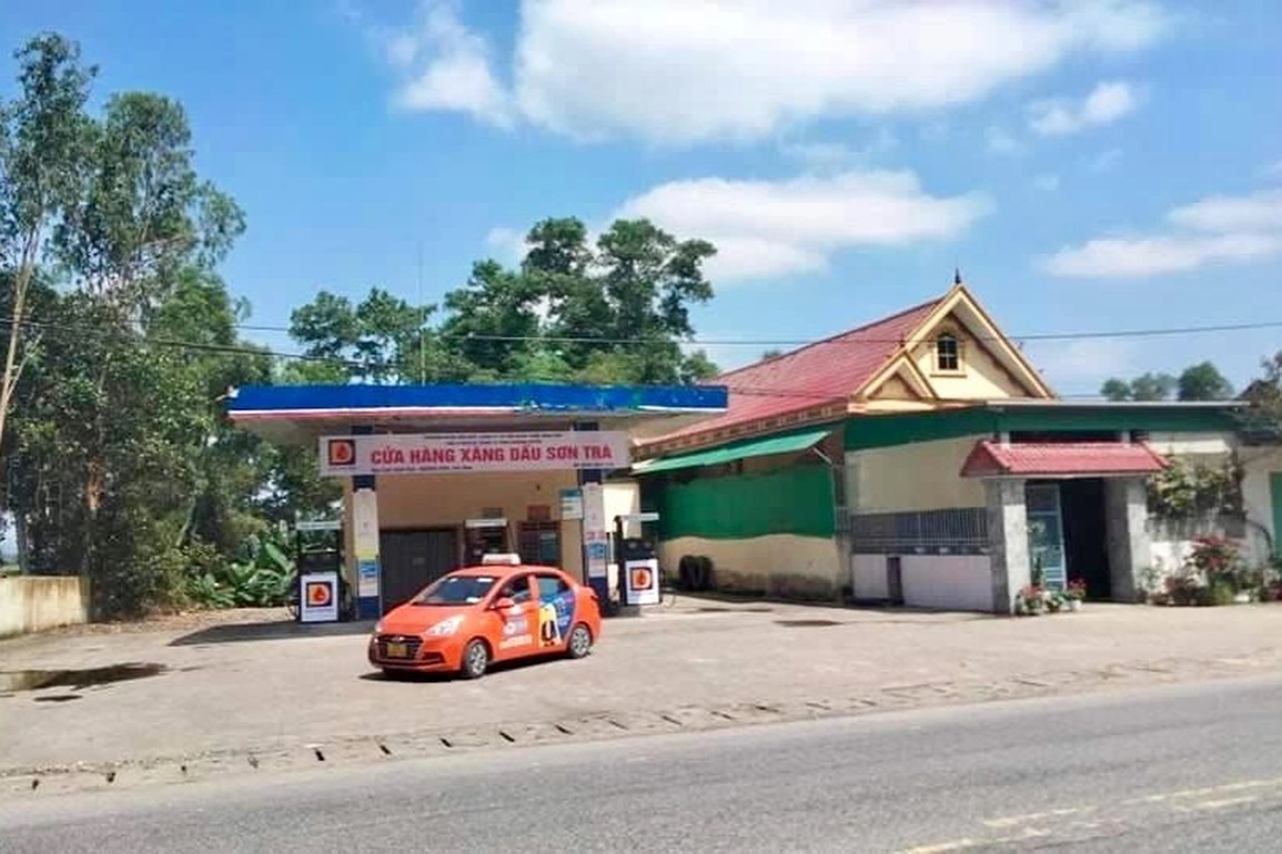 2 cửa hàng ngừng bán xăng dầu bị phạt 45 triệu đồng - 1 2 cửa hàng ngừng bán xăng dầu bị phạt 45 triệu đồng - 1