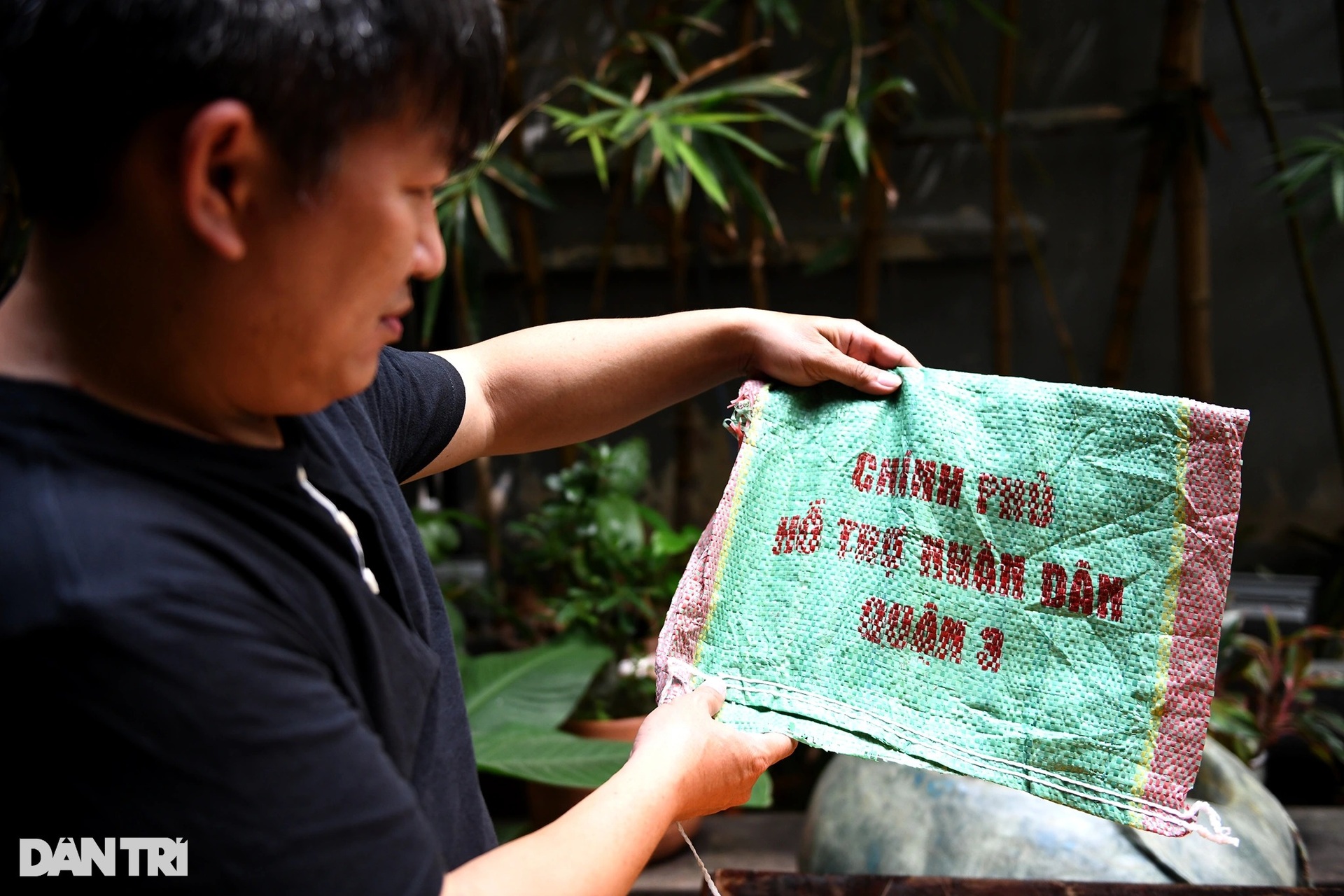 Độc đáo bộ sưu tập 500 phiếu đi chợ trong các đợt dịch Covid-19 ở Việt Nam - 11 Độc đáo bộ sưu tập 500 phiếu đi chợ trong các đợt dịch Covid-19 ở Việt Nam - 11