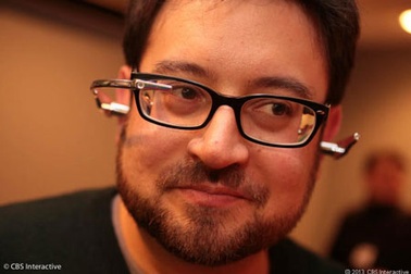 Google Glass chuẩn bị có đối thủ từ công ty kém tên tuổi