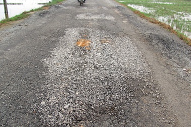 Bài 2: Đau đầu với các “ông” thầu