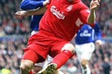 Năm 2006 coi như "đi tong" với Harry Kewell