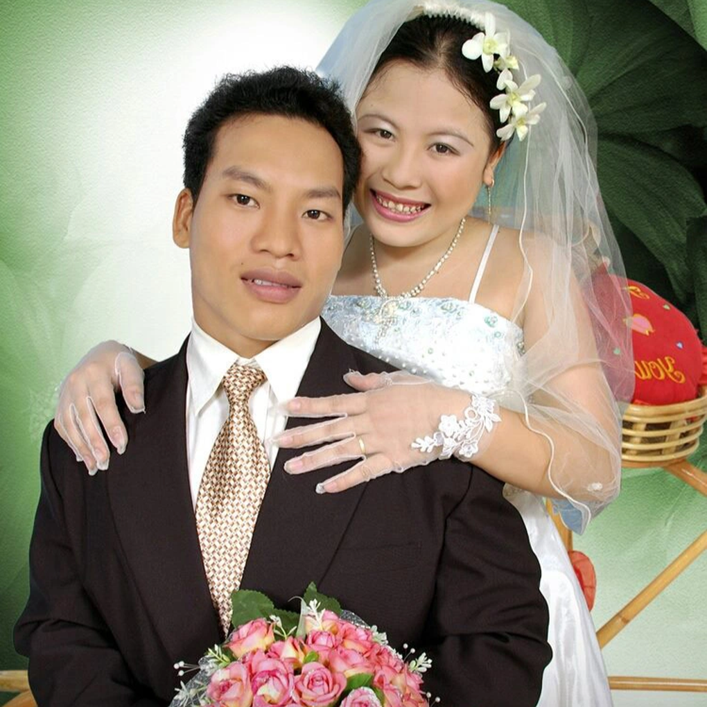 Chuyện tình chú cháu xúc động của nhà vô địch thế giới và cô vợ xứ Nghệ - 4 Chuyện tình chú cháu xúc động của nhà vô địch thế giới và cô vợ xứ Nghệ - 4