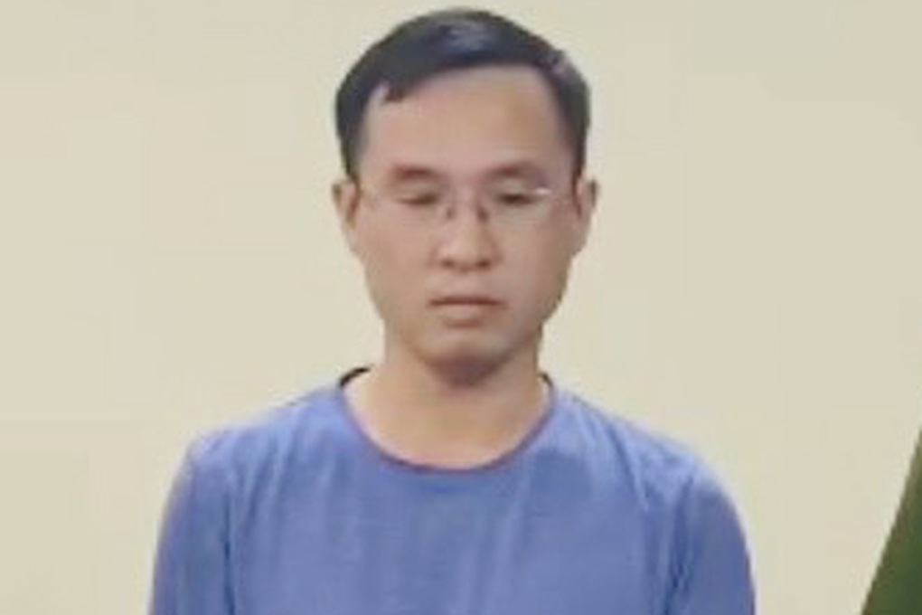 Bắt Phó Tổng giám đốc công ty xe ở Hà Nội đưa hối lộ cho đăng kiểm viên - 1 Bắt Phó Tổng giám đốc công ty xe ở Hà Nội đưa hối lộ cho đăng kiểm viên - 1