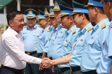 Ông Trần Cẩm Tú: Các chiến sĩ diễu binh cần đảm bảo sức khỏe cho lễ 30/4