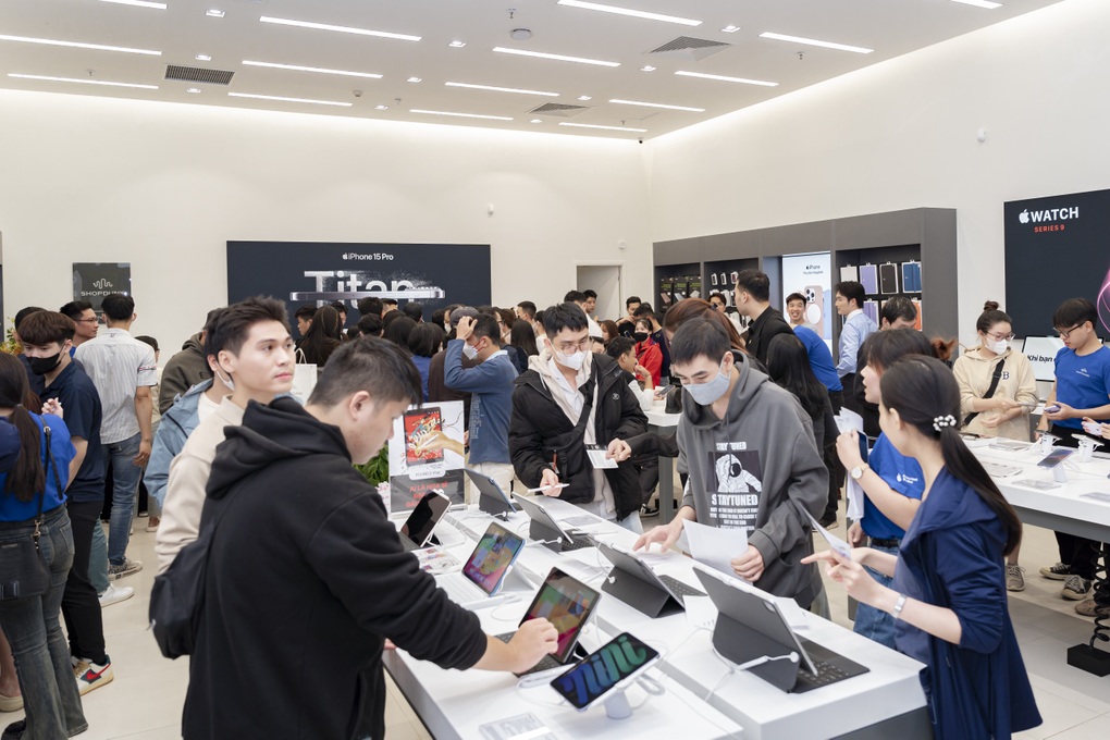 Apple quy hoạch lại iPhone trên TikTok Shop - 1