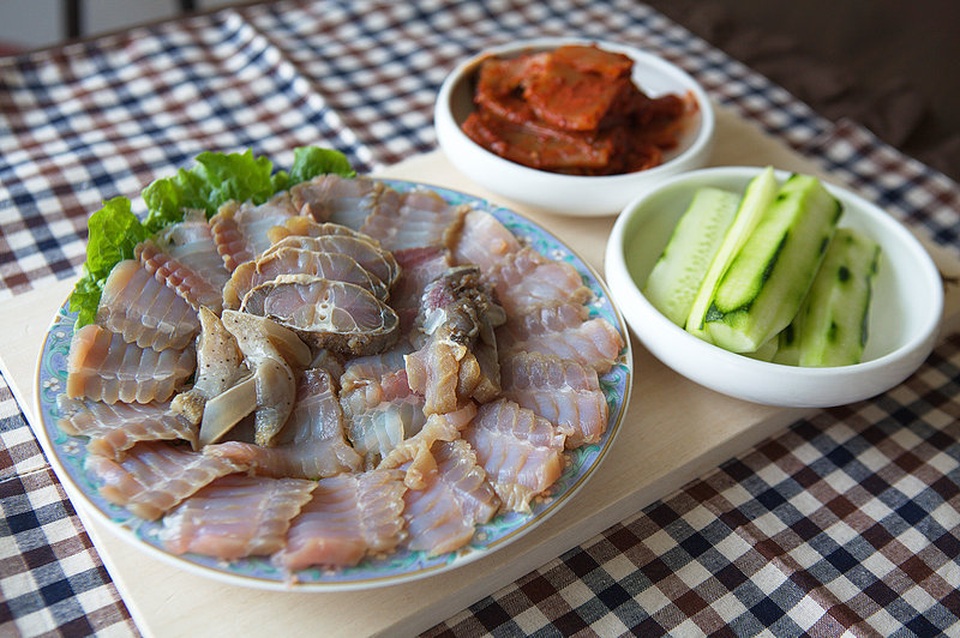 Những món ăn siêu kinh dị, có món ăn vào... dễ tử vong ở Hàn Quốc - 5 Những món ăn siêu kinh dị, có món ăn vào... dễ tử vong ở Hàn Quốc - 5