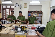 Phát hiện số lượng lớn thiết bị, dụng cụ "cờ bạc bịp"