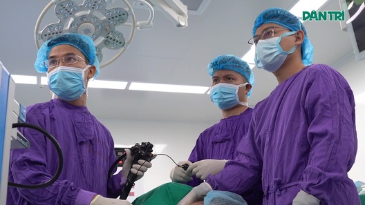 Xem bác sĩ thâm nhập dạ dày truy vết gốc rễ ung thư