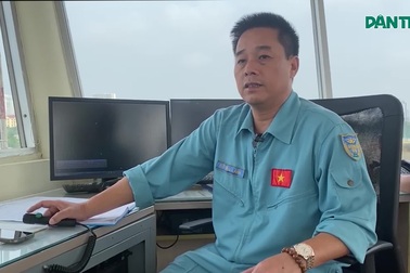 Máy bay vận tải hợp luyện trên bầu trời Hà Nội chuẩn bị cho nhiệm vụ A80