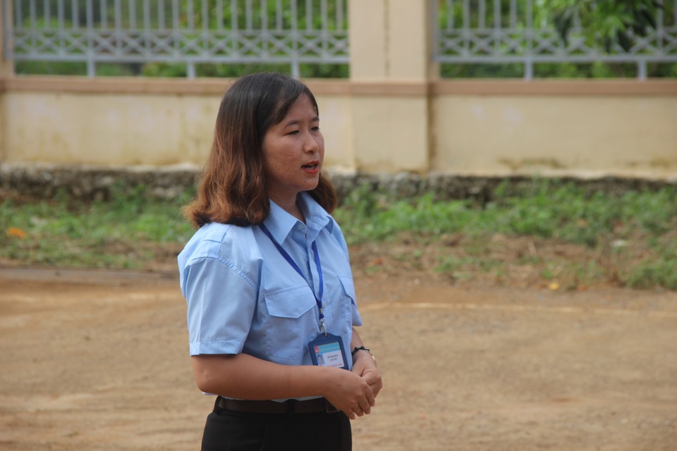 Cô giáo trẻ trăn trở vì học trò nghèo vẫn chưa có áo ấm mùa đông - 2 Cô giáo trẻ trăn trở vì học trò nghèo vẫn chưa có áo ấm mùa đông - 2