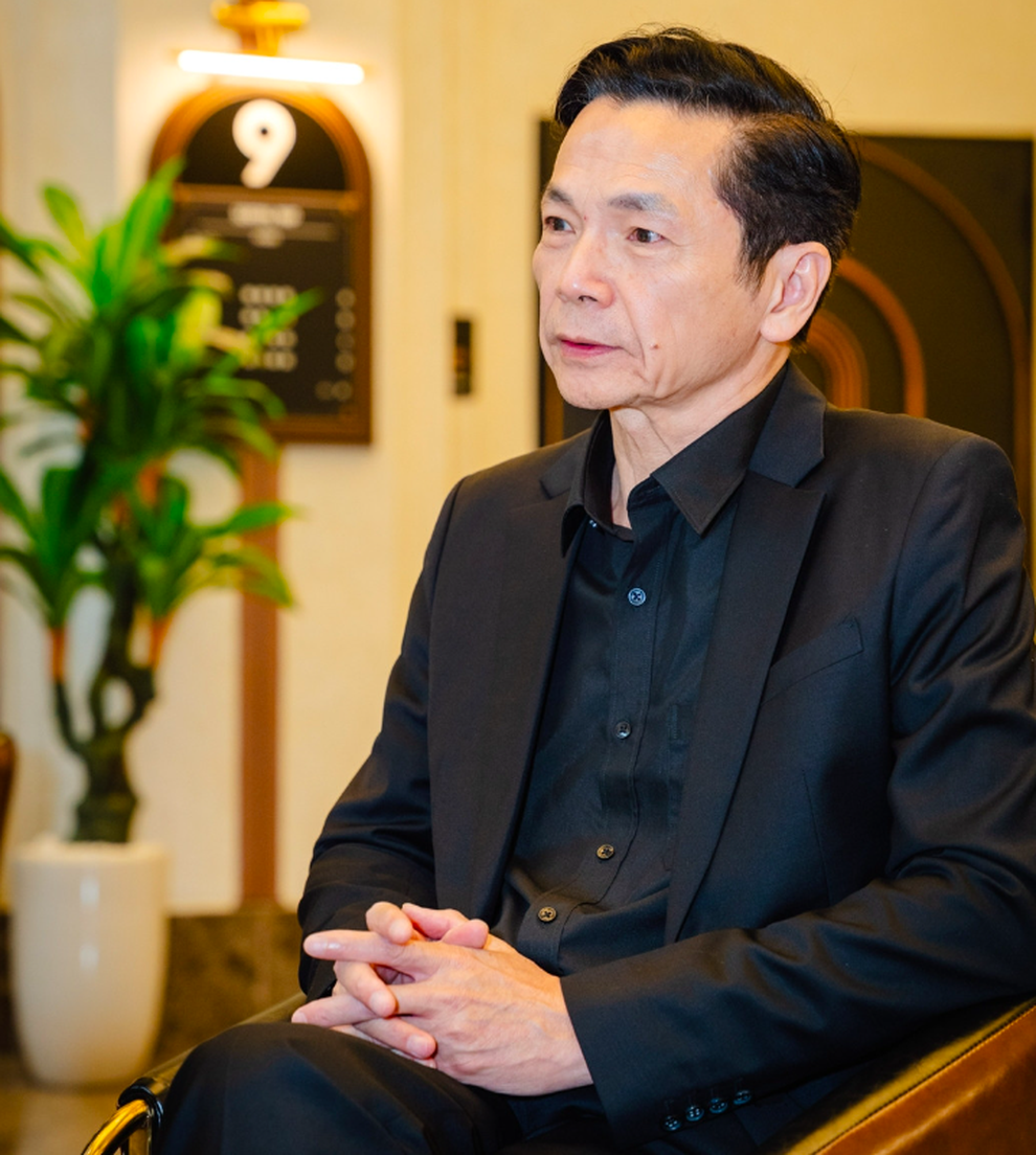 NSND Trung Anh: U70 đóng vai phản diện, tự hào về hai con giỏi giang - 4 NSND Trung Anh: U70 đóng vai phản diện, tự hào về hai con giỏi giang - 4