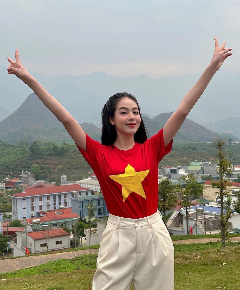 Đương kim Hoa hậu Việt Nam nói gì về sự thay đổi ngoại hình gây xôn xao? - 12 Đương kim Hoa hậu Việt Nam nói gì về sự thay đổi ngoại hình gây xôn xao? - 12