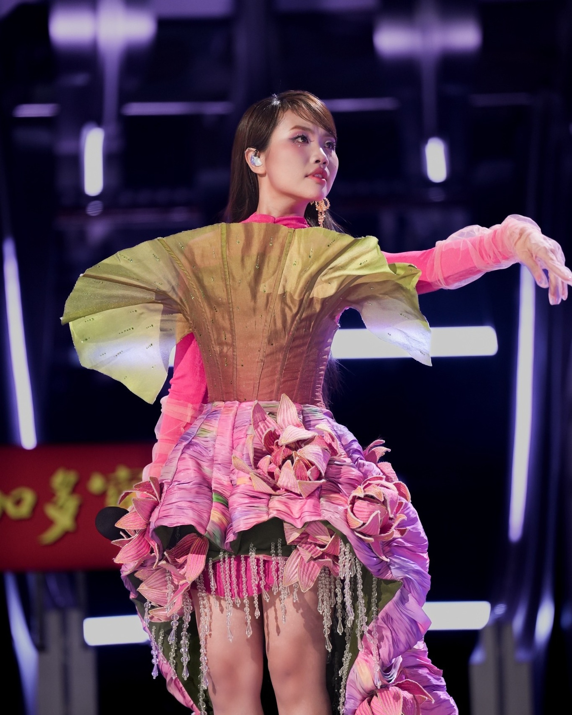 Phương Mỹ Chi: Quá khứ bị miệt thị ngoại hình, thay đổi ngoạn mục tuổi 22 - 13