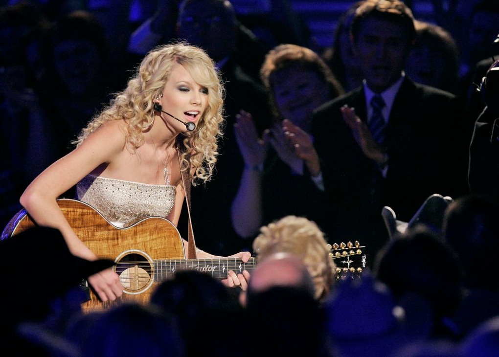Giải mã tài kinh doanh của Taylor Swift: Dùng âm nhạc kiếm 700 triệu USD - 2 Giải mã tài kinh doanh của Taylor Swift: Dùng âm nhạc kiếm 700 triệu USD - 2