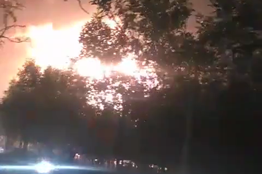 Giận người thân không cho tiền, đốt đống củi gây ra vụ cháy kinh hoàng